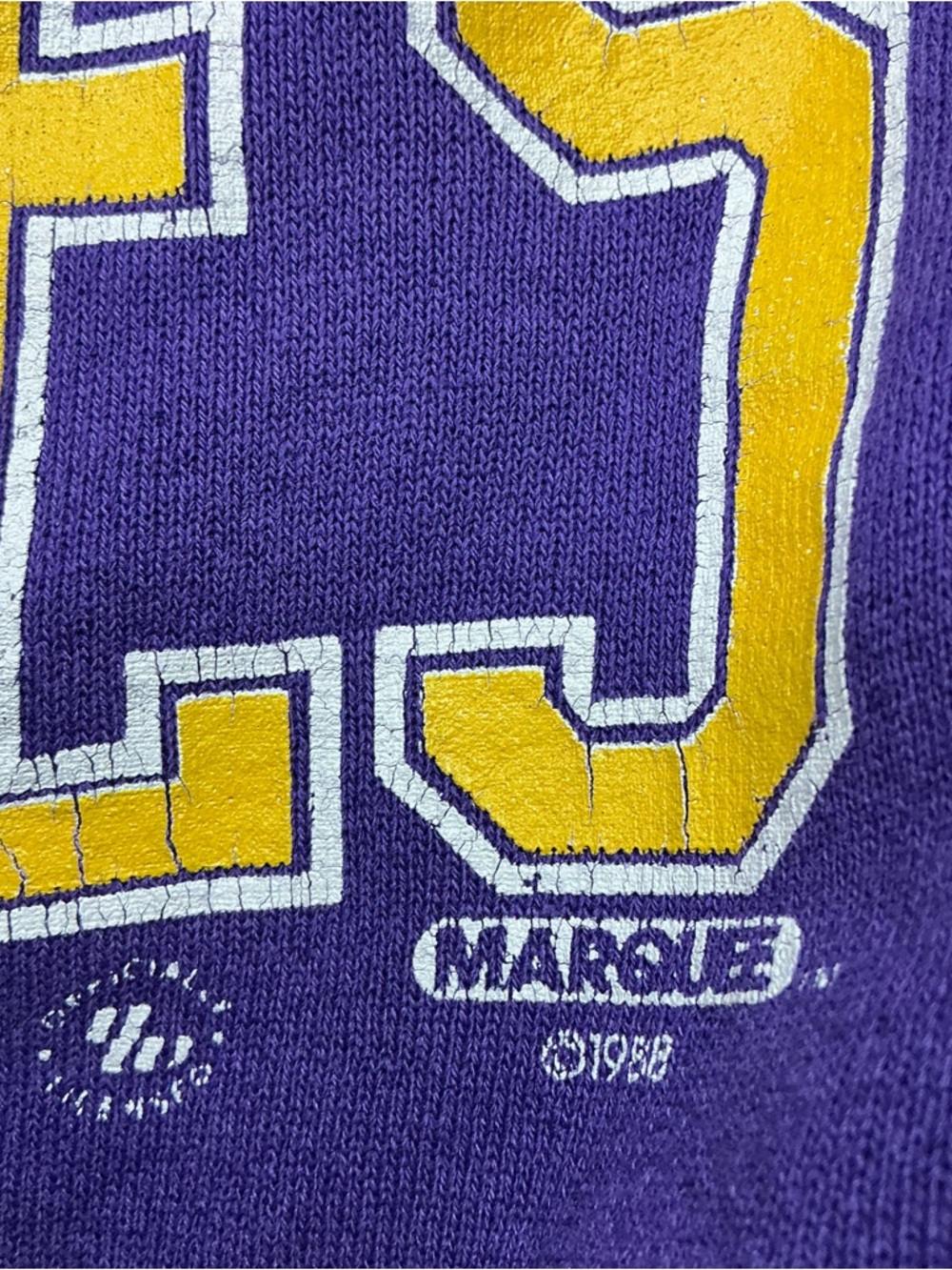 Vintage Washington Huskies 1988 purple and gold crewneck USA made SZ Medium - Picture 3 of 5